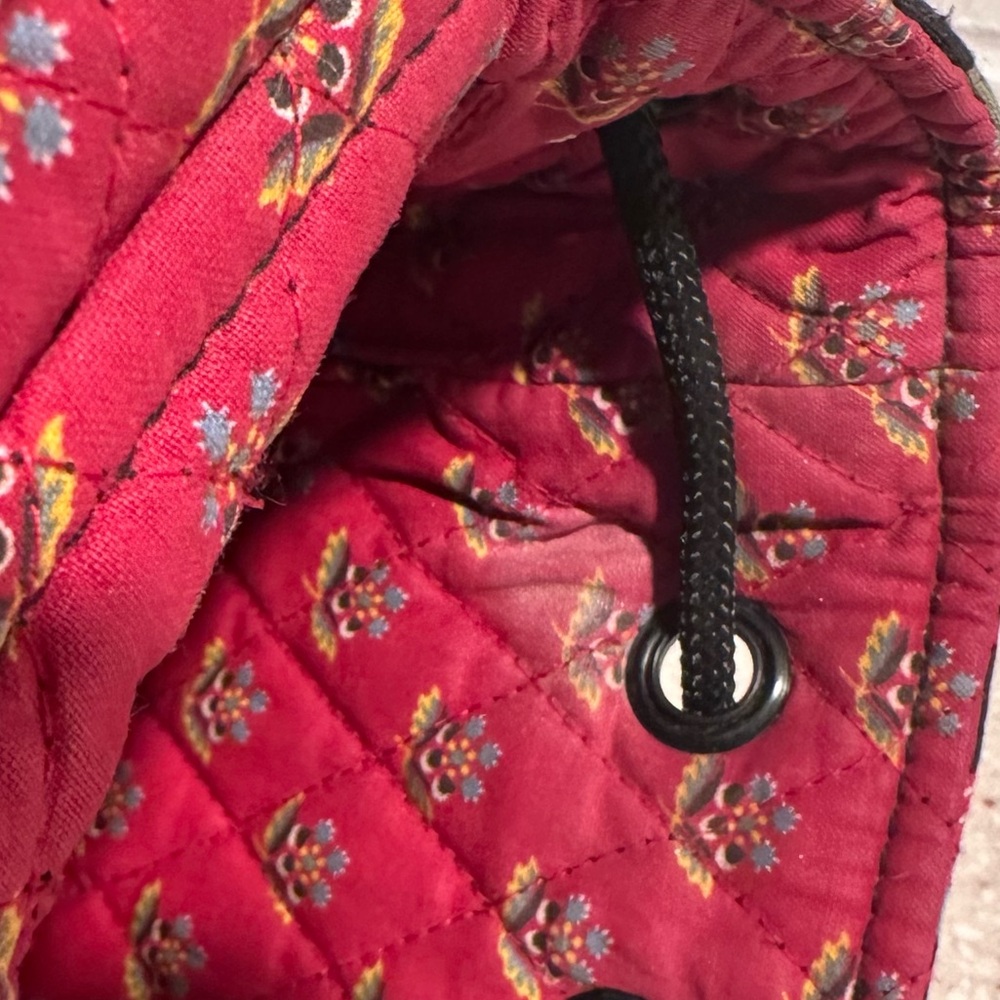 Vintage Vera Bradley Floral Quilted Backpack in Anastasia Black & Red Roses GUC - Picture 8 of 16